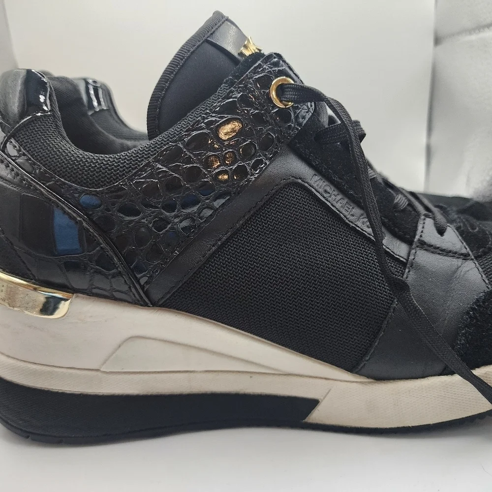 Michael Kors Wedge Sneakers Back And Gold Size 8.5.